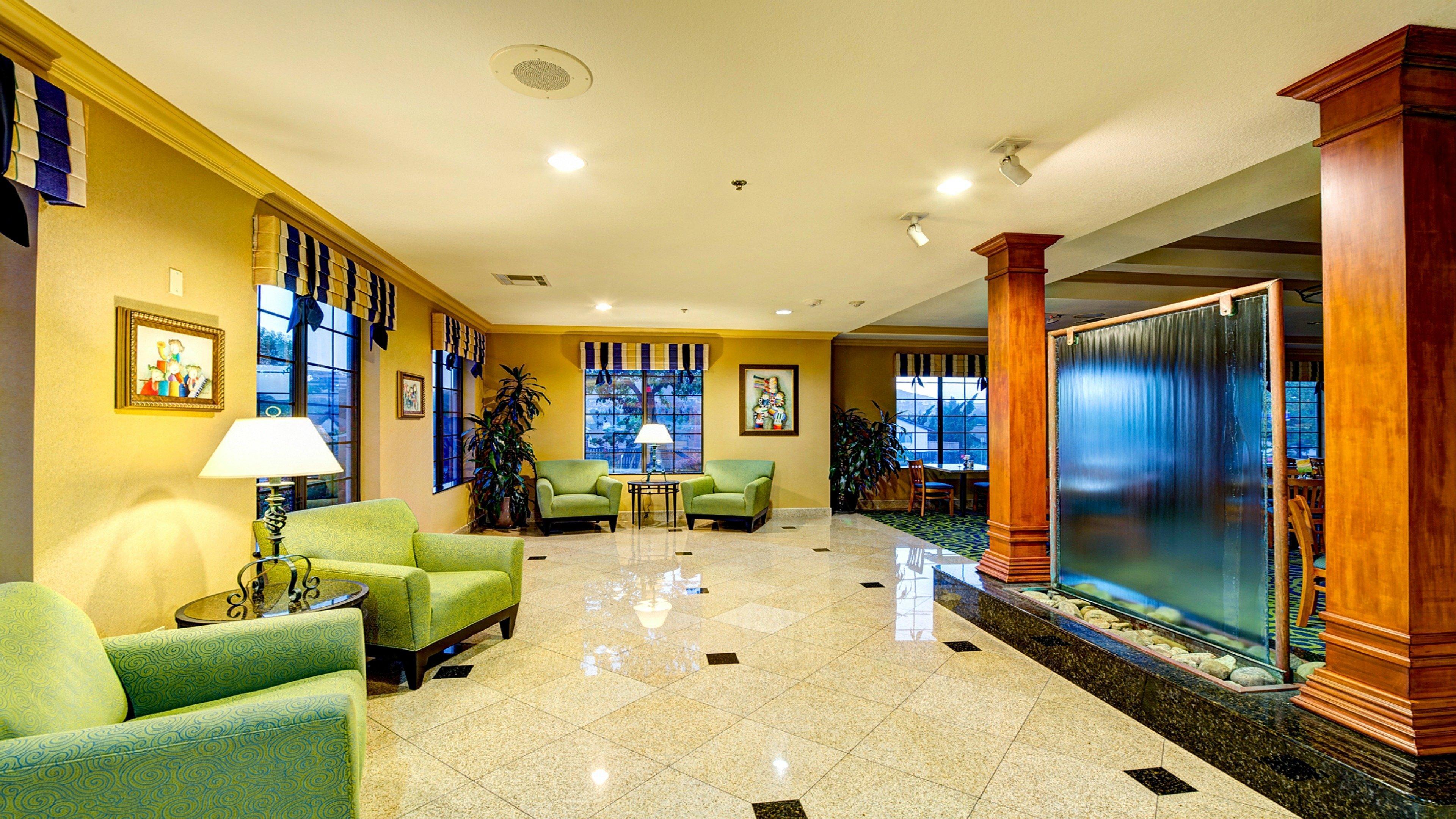 Holiday Inn Express San Diego - Rancho Bernardo, An Ihg Hotel Exterior photo